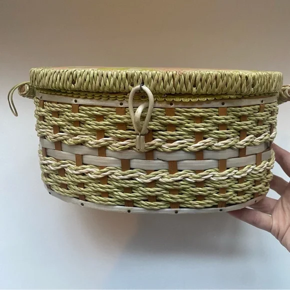 Vintage Dritz Scovill floral sewing oval basket container green pink tan - Picture 3 of 13